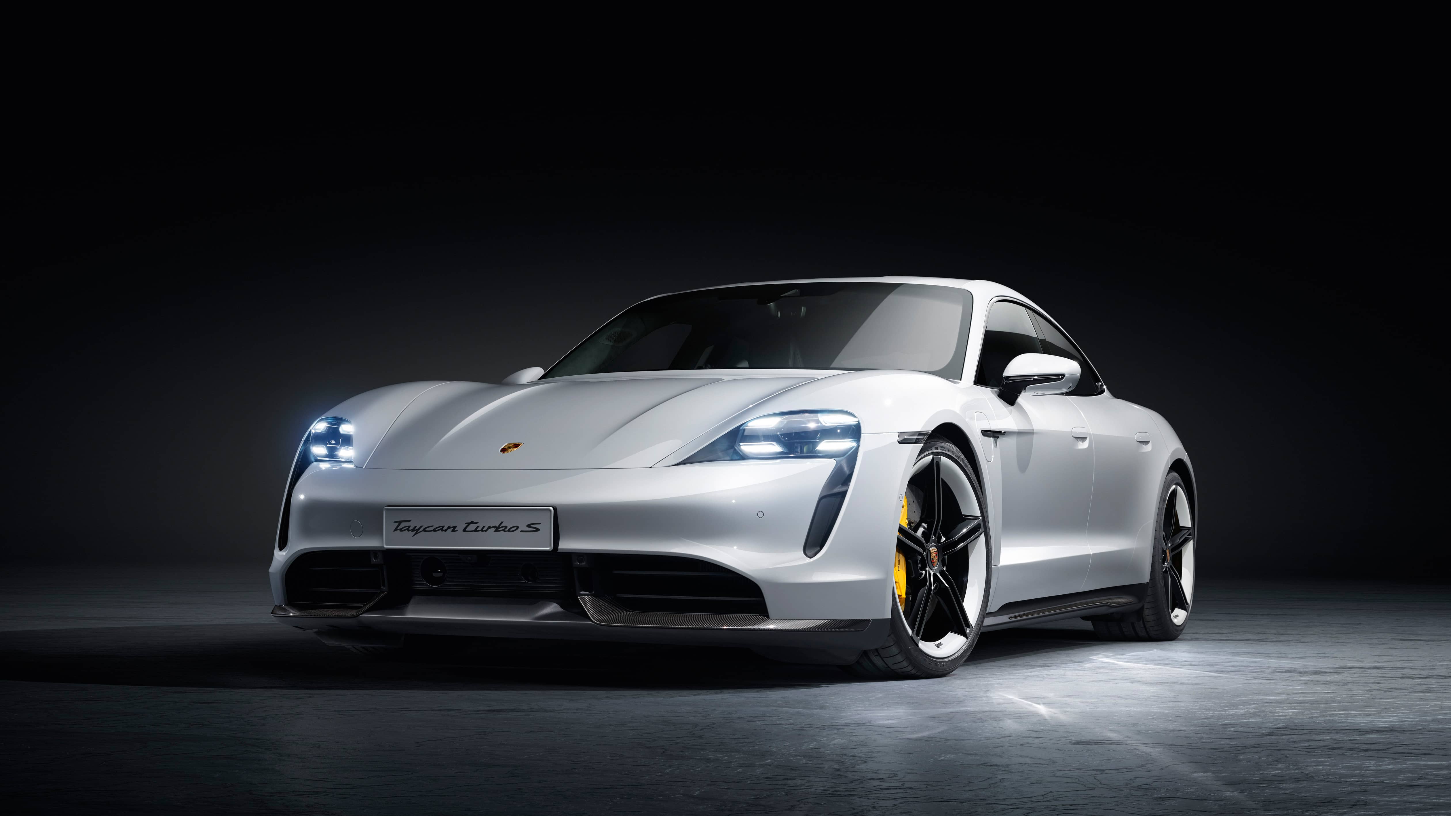 A Porche Taycan